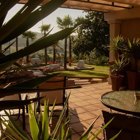 Turisticos En La Naturaleza *